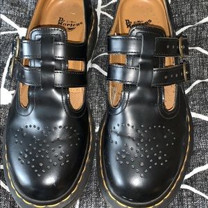 Doc Martens Mary Janes